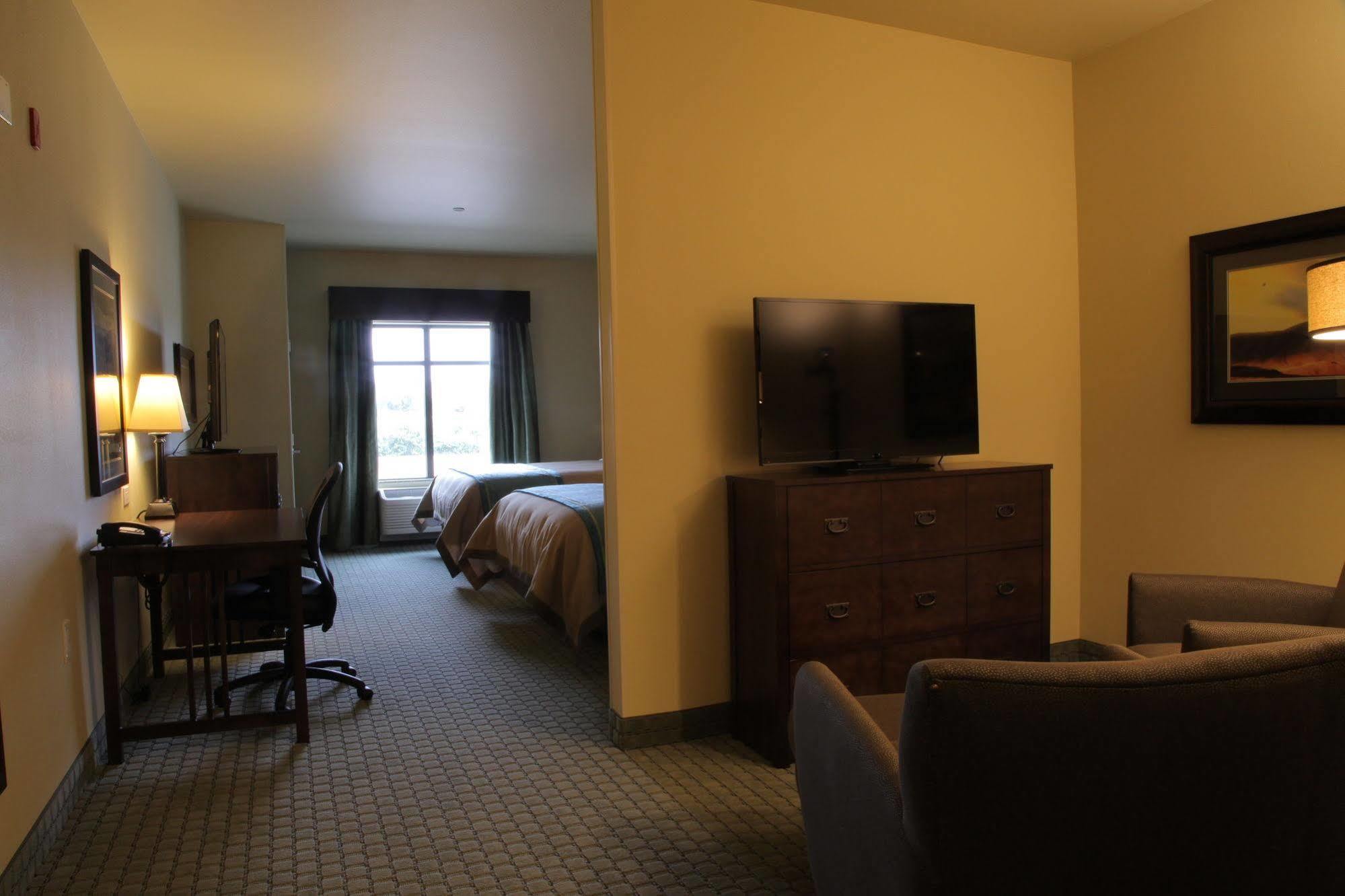 Little Missouri Inn & Suites New Town Eksteriør bilde