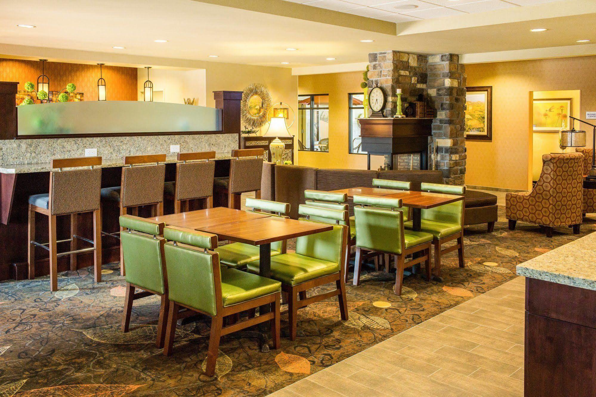 Little Missouri Inn & Suites New Town Eksteriør bilde